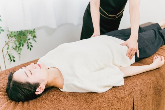 整骨院で受ける姿勢矯正とは