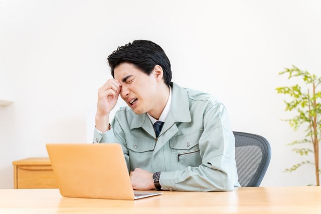 多忙な働き方による眼精疲労